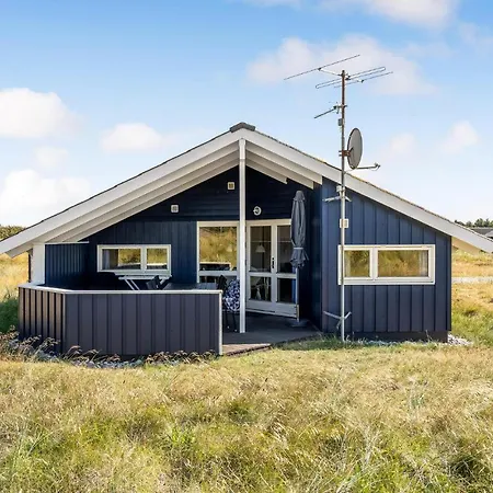 Amazing Home In Hvide Sande With Sauna *