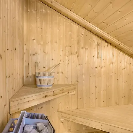 Dom wakacyjny Amazing Home In Hvide Sande With Sauna *